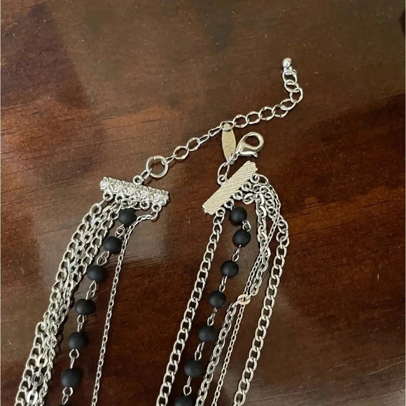 Layered necklace - Picture 4 of 6